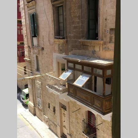 St Nicholas Valletta Exteriör bild